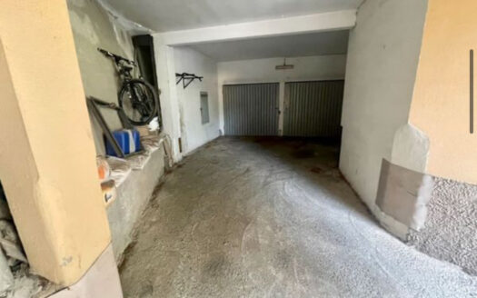 Box in Via Fratelli Gazzo