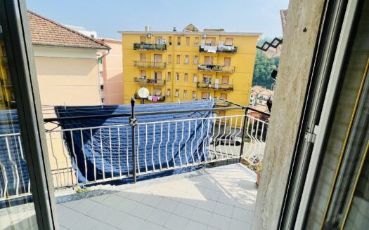 Appartamento a Campomorone nella tranquilla e centrale via Mario Zino