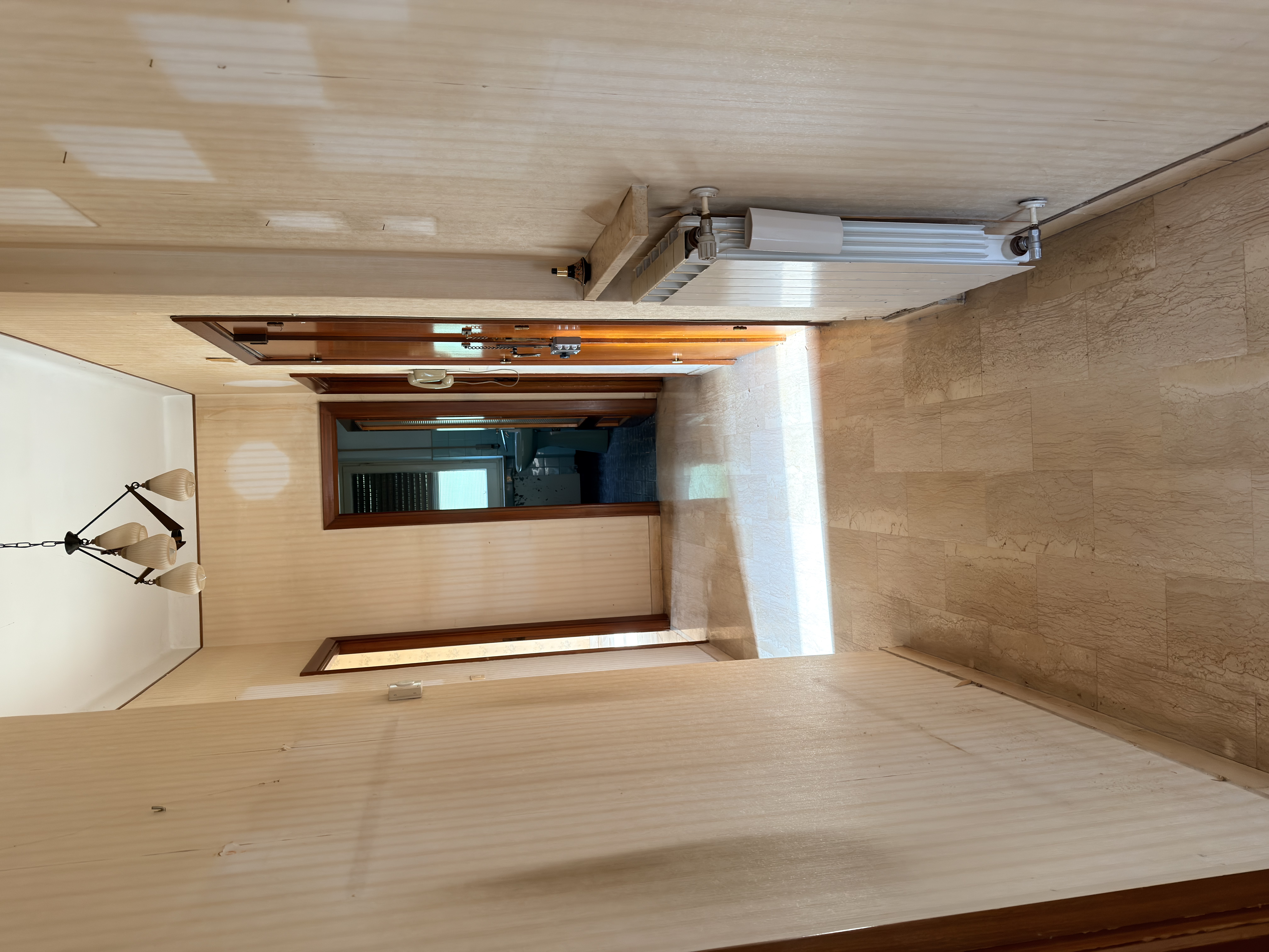 Appartamento di 6 vani in via Croce Bianca a Mignanego